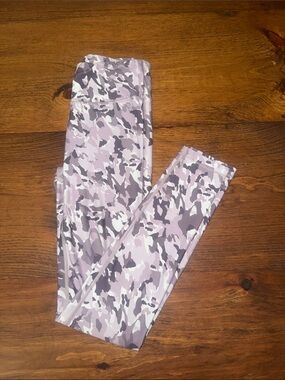 Athleta Girl Purple Camo High-Rise Leggings 29 inch length